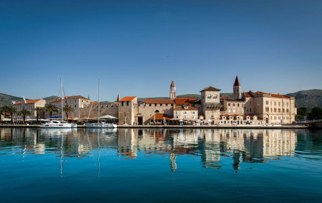 Villa Lovor Trogir Exterior foto